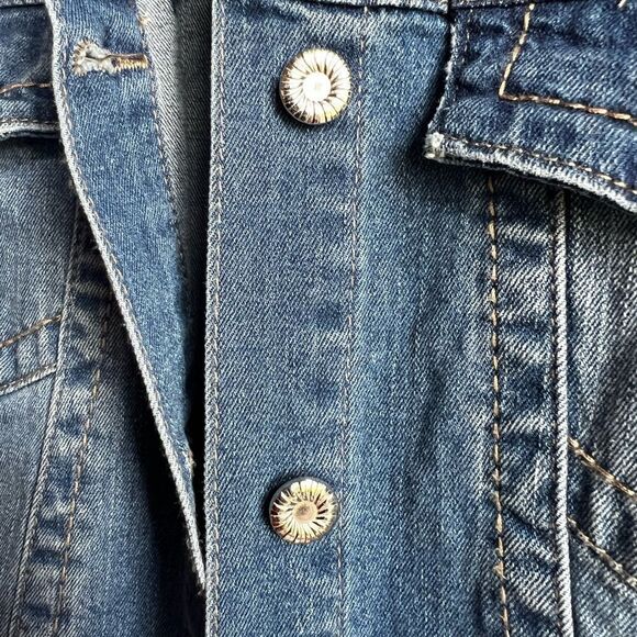 Live A Little Cropped Jean Jacket NWOT - Picture 9 of 9